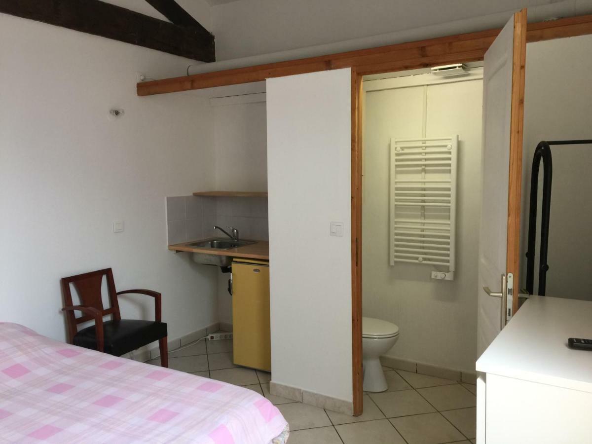 Hotel Bastide Ecurie Massilia Aubagne Exterior foto