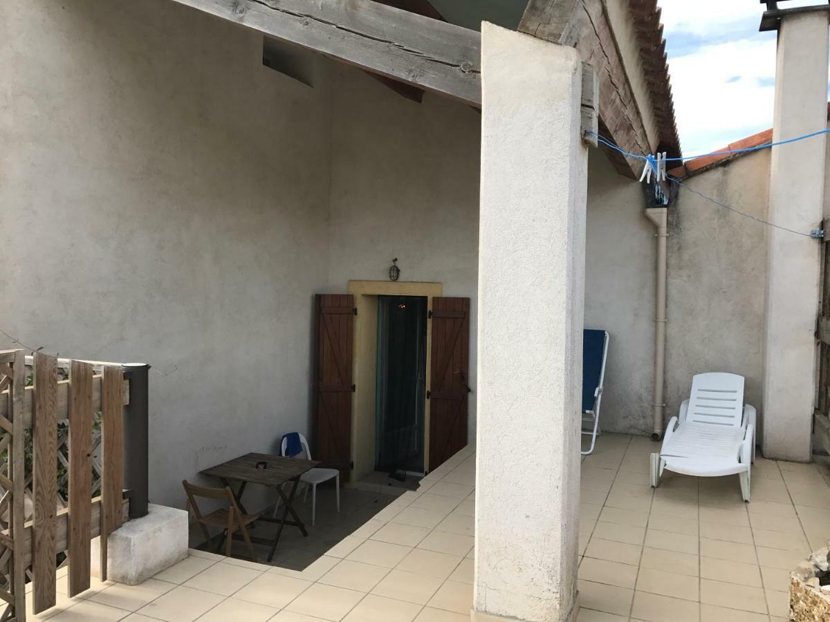 Hotel Bastide Ecurie Massilia Aubagne Exterior foto